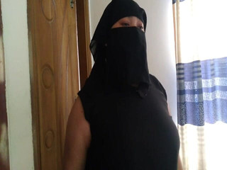 Burka Aur Hijab arabe chaud musulman Padose Bade Gand Aur Bade Stan Vale Chache Ko Tapa Thap Choda Jab Uski Kamuk