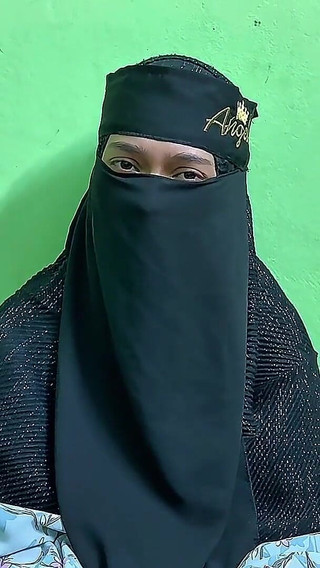 Bhabhi, que fais-tu ? Je regarde tout