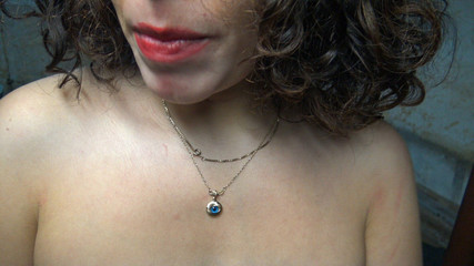 Cougar française dans son sous-sol - Mature