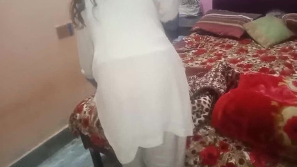 Dasi Sexy Stepsister Configuration avec son demi-frère baise très sexy