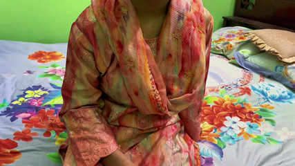 Mon beau-frère m'a baisé quand mon mari est au travail