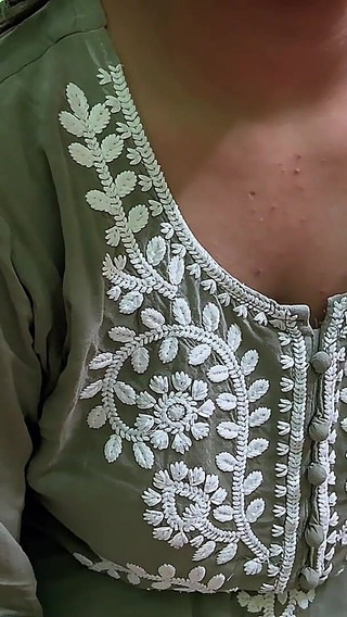 Mon beau-oncle m'offre de coucher avec lui