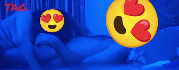 Petit ami baise sa petite amie au gros cul.