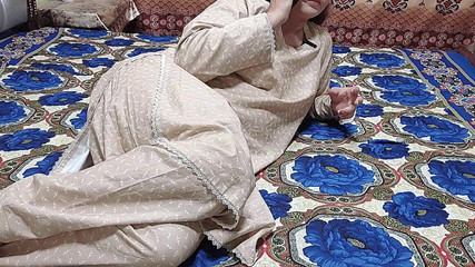 Saali l'a appelée Jeeja pour le sexe Meilleure cow-girl chevauchant Indian Desi Clear Hindi Audio