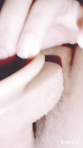 Mon Hot Bhabi amène quelqu'un à la maison