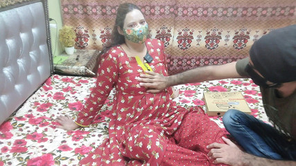 Belle-tante en levrette