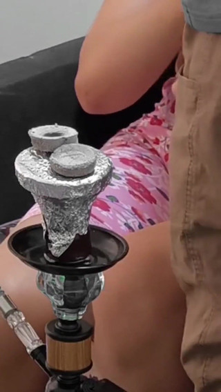 Un colocataire veut à nouveau vider ma bite