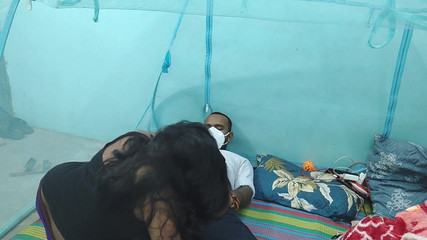 Fille pakistanaise baisée par son petit ami indien dans un village