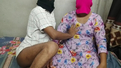 Chatter Indian Wife N Husband Village Desi Wife Vidéos chaudes