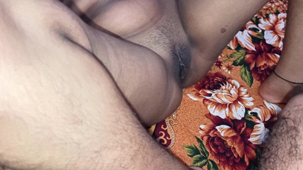 Hot College Girl baise dans ma chambre, tous les amis indiens, partie 2