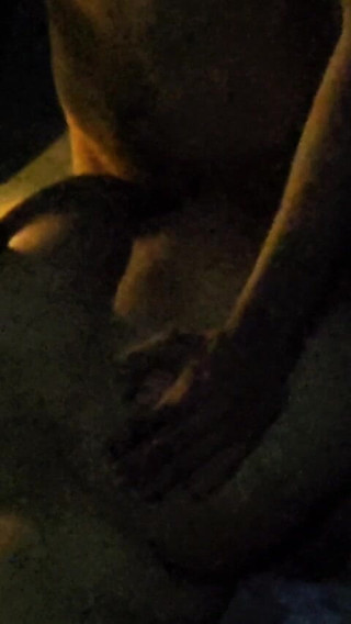 Mon ami divorcé veut baiser