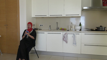 La Libanaise Sharmota veut une grosse bite pour lui baiser le trou du cul