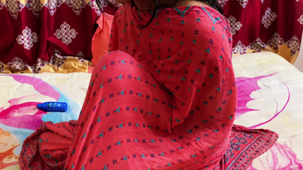 La sexy Horney Bavhi baise fort quand Alon dans la chambre sexe à Devor