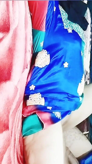 Un étudiant baise la femme de son beau-père