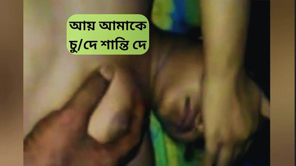 La demi-soeur se fait étirer la chatte par son beau-cousin