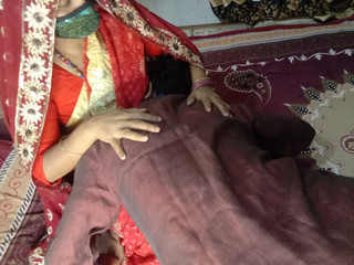 Le plus récent plan à trois Desi Le beau-père de mon mari a été baisé en levrette pour la première nuit Meilleure femme nouvellement mariée avec le beau-père de son mari