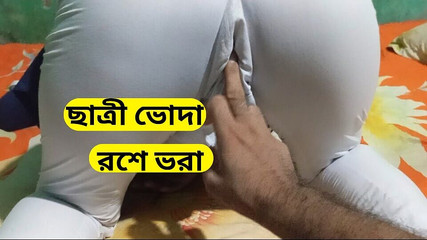 Sexe entre enseignants et élèves en classe. Professeur sexe son élève