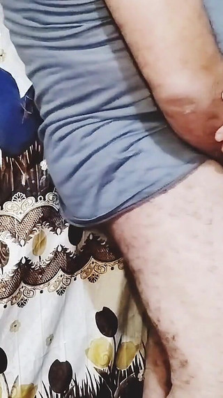 Fuck It n'a rien à voir avec le sexe arabe égyptien avec une voix claire, des mots irritants