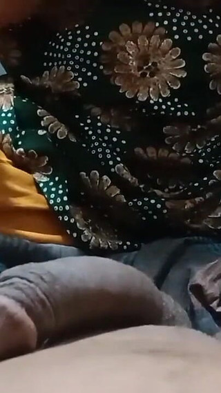 Amis, voyez ma femme nettoyer la jungle, si vous avez besoin de nettoyer la jungle, message dans la boîte de réception