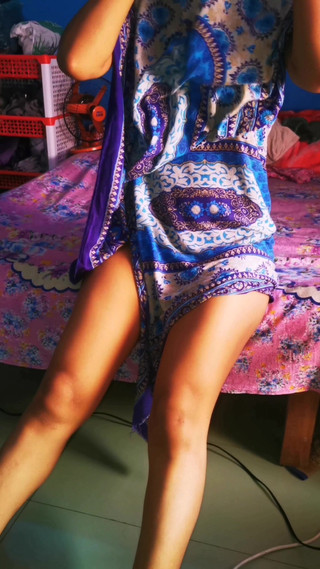 Demi-soeur indienne sous la douche, elle m'attrape et baise ma demi-soeur chaude au gros cul après la douche dans sa salle de bain