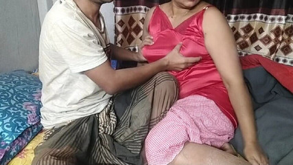 Vaishnavy Churidhar Removal et Hot Sex, Mallu Couple Hot Romantic Sex, Mallu Girl Dress Open et Hot Sex avec son mari, Hot Sex