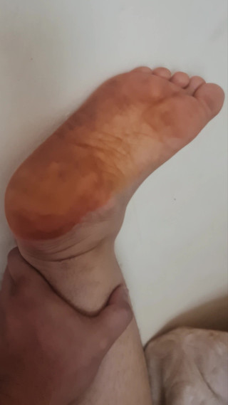 Femme BBW marocaine, henné traditionnel, pieds super sexy.. Chatte chaude