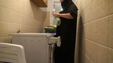 Marocaine gros cul baisée durement par grosse bite