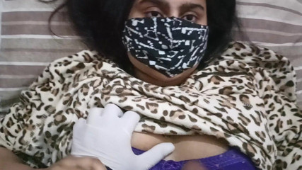 Une petite amie indienne a baisé son petit ami pakistanais aux Émirats arabes unis