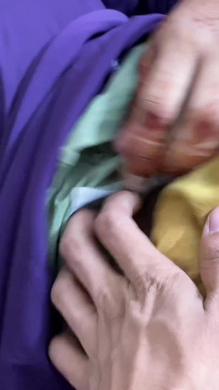 Madame sexy baise durement son étudiant privé dans son village natal