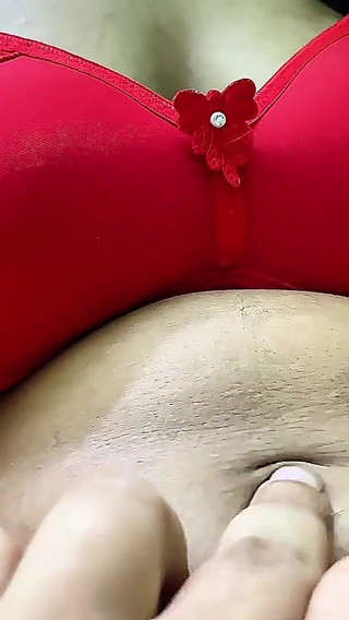 Indiana Sexy Bhabhi baise avec son demi-frère de mari