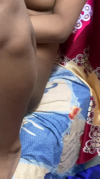 La belle-mère offre à son beau-fils un cadeau unique en guise de surprise pour son anniversaire