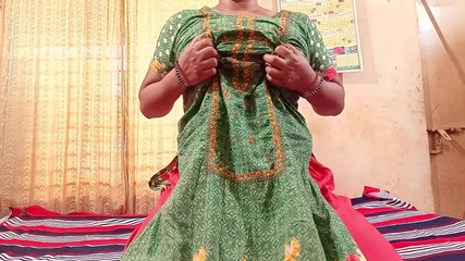 J'ai fait l'amour seule parce que mon mari n'était pas à la maison