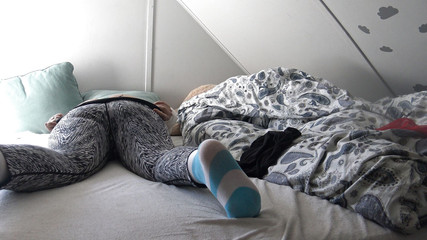 Turc gros cul fille masturbation