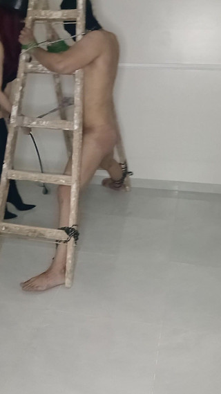 Mon serviteur, aime mes commandes. Sa reine est le maître arabe le plus fort