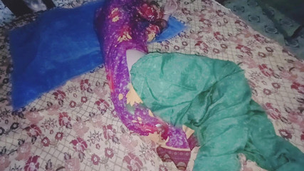 Infirmière à l'hôpital contre docteur baise dans la chambre