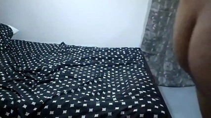 Beau sexe d'une musulmane indienne baisée par son amie égyptienne