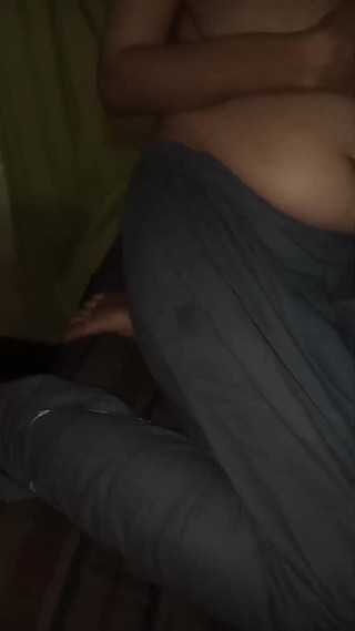 Putain à la maison sexy si mignon