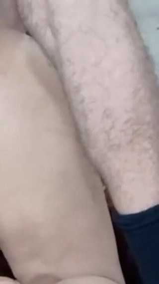 Hardsex pakistanais Sxy en levrette avec son nefew indien et a obtenu une pénétration complète dans une chatte serrée