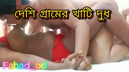 Préliminaires romantiques et excités en couple