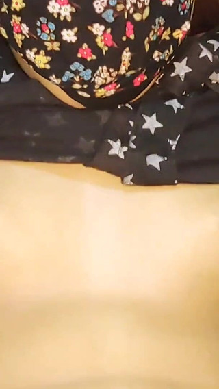 Bari Gand Wali Naukrani Haath Lag Gayi - Dirty Hindi Audio