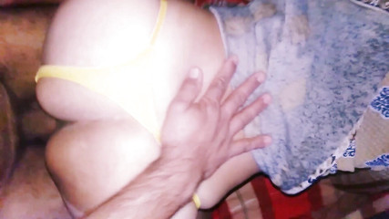 Gros cul birman népalais fille sexy baise en levrette