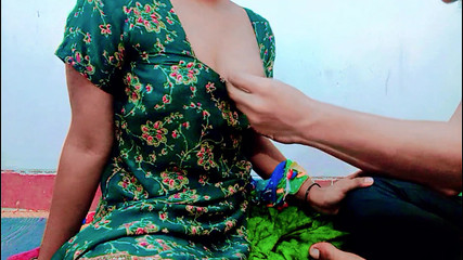 Monsieur, j'ai besoin d'un travail de toute urgence. Je ferai n'importe quoi pour ça