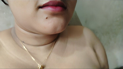 Bhabi suce bien avec des lèvres chaudes XXX