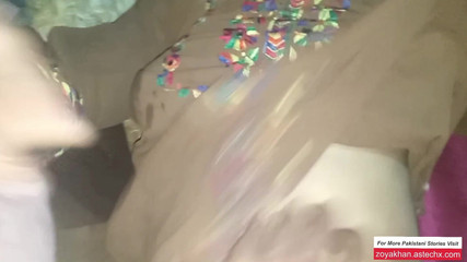 Beau-frère pakistanais baise sa demi-soeur durement en levrette épisode 53