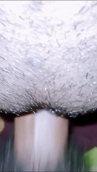 Premier rapport sexuel avec mon nouvel ami universitaire, viens dans mon auberge et baise hardcore avec une grosse bite