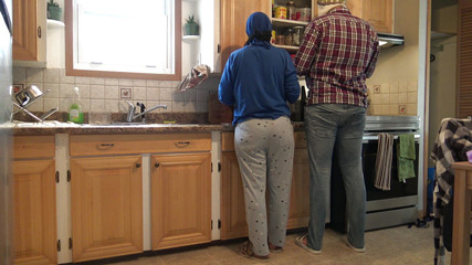 Belle-mère pakistanaise anal creampied par son beau-fils en chaleur