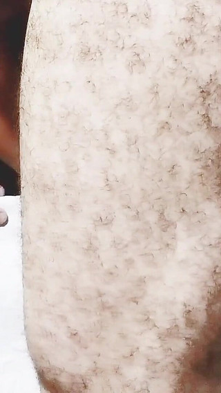 Cocu a amené un ami pour baiser sa femme