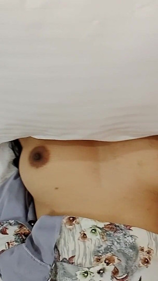 Étudiante séduite par le professeur