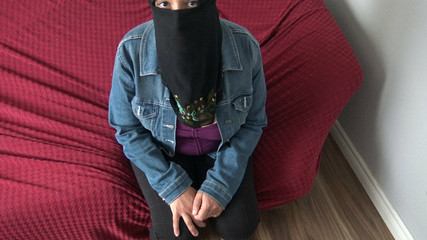 Réfugié syrien au gros cul rond