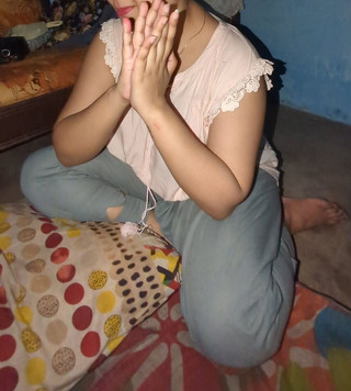 Nouvelle indienne Bhaabi baisée et jeu de chatte par son beau-frère